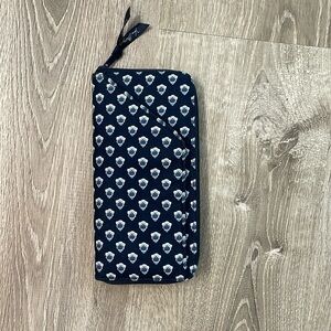 Vera Bradley travel wallet